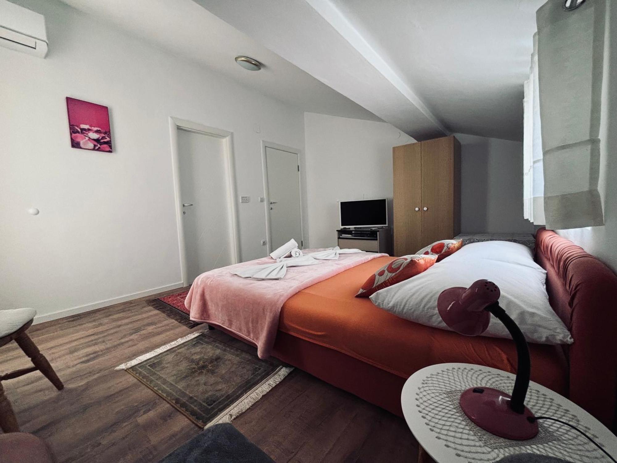 Rooms & App Minka Jadranovo Exterior foto