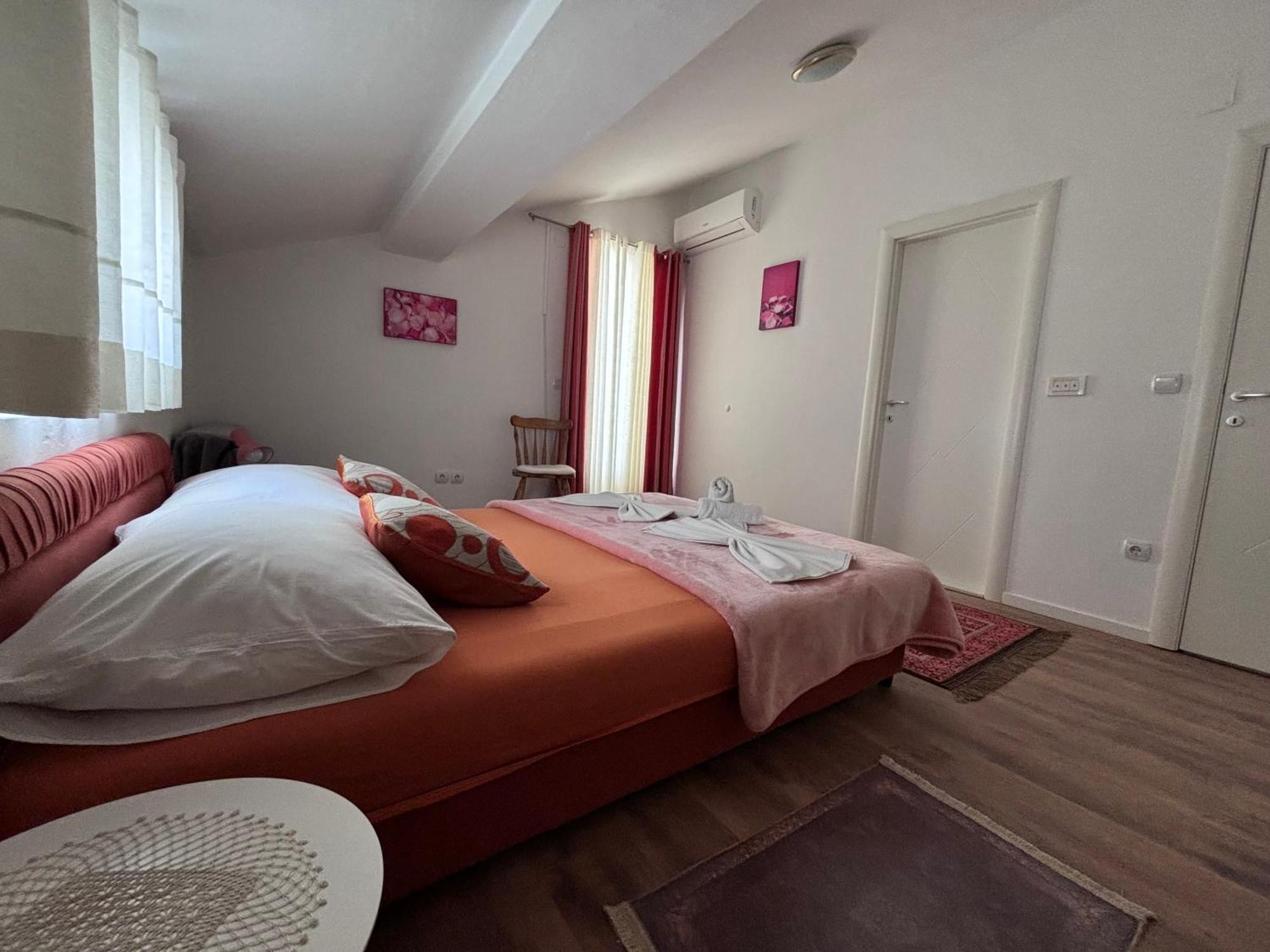 Rooms & App Minka Jadranovo Exterior foto